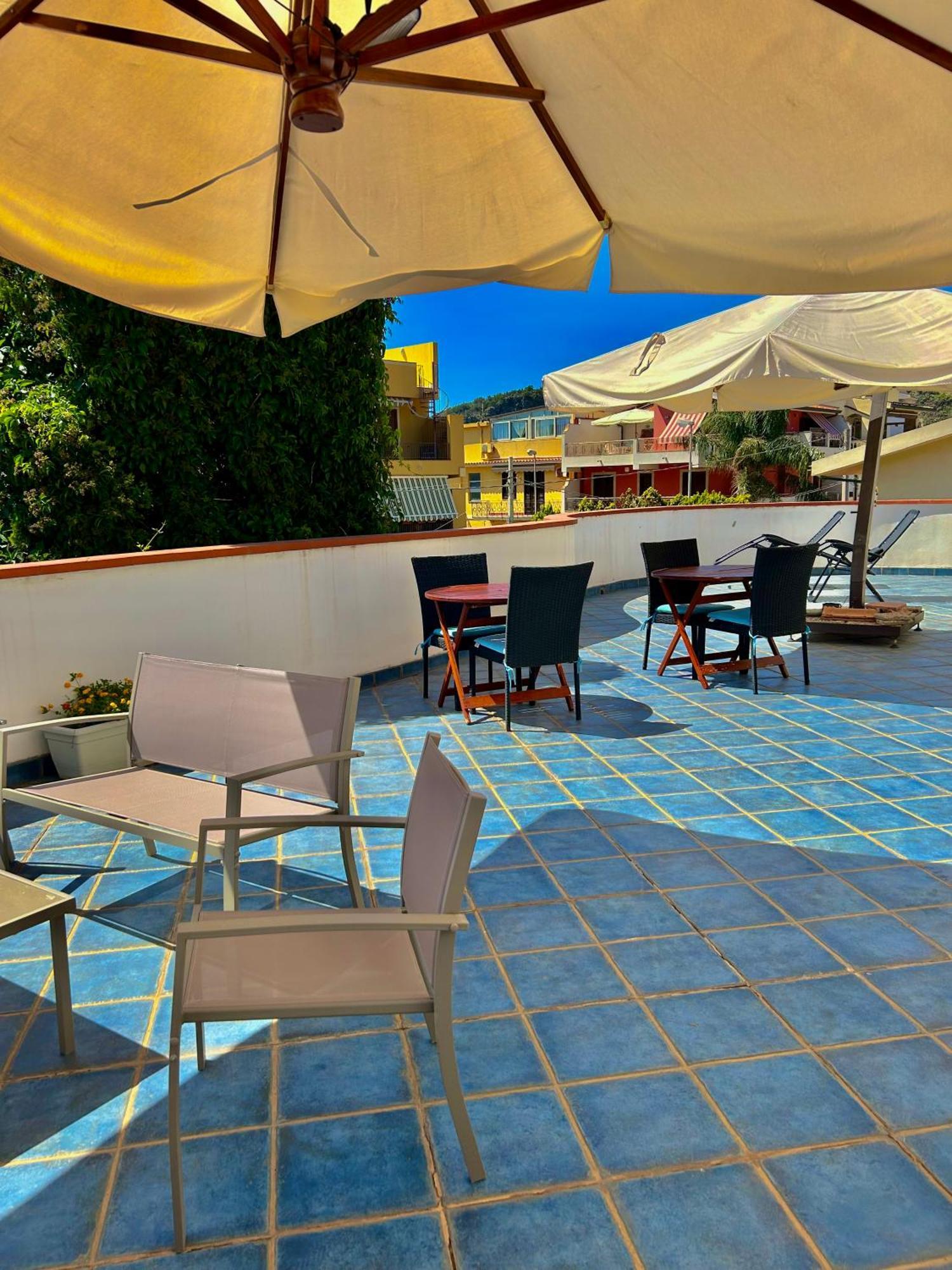 מילאצו B&B Villa Rodriguez מראה חיצוני תמונה