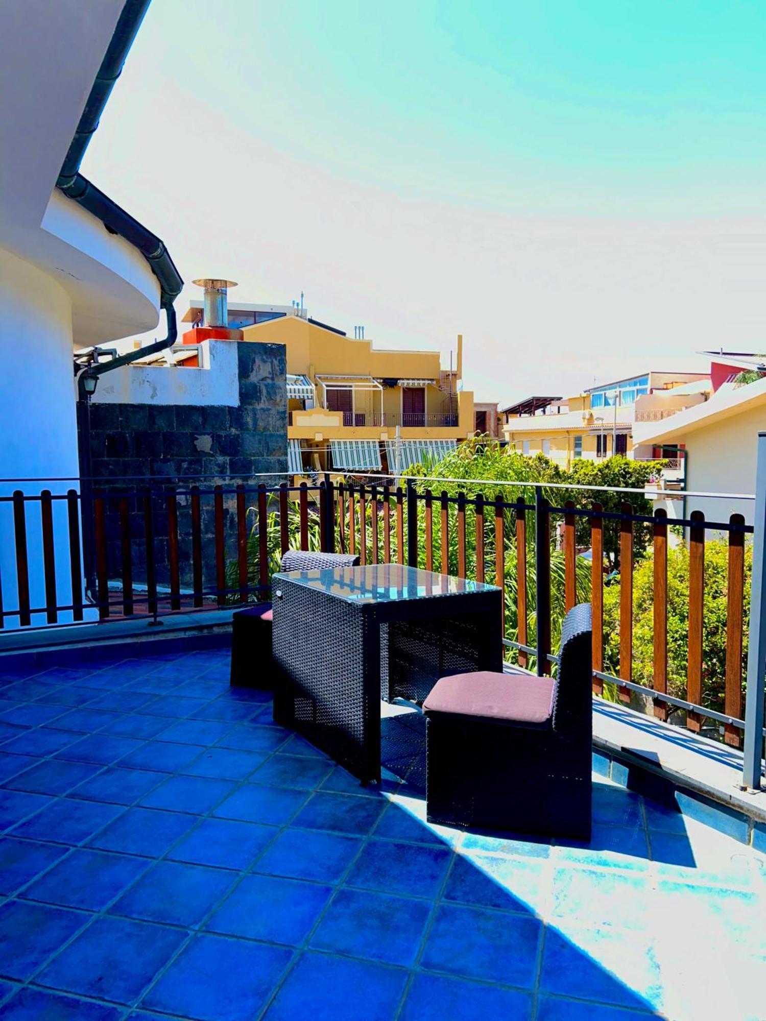 מילאצו B&B Villa Rodriguez מראה חיצוני תמונה