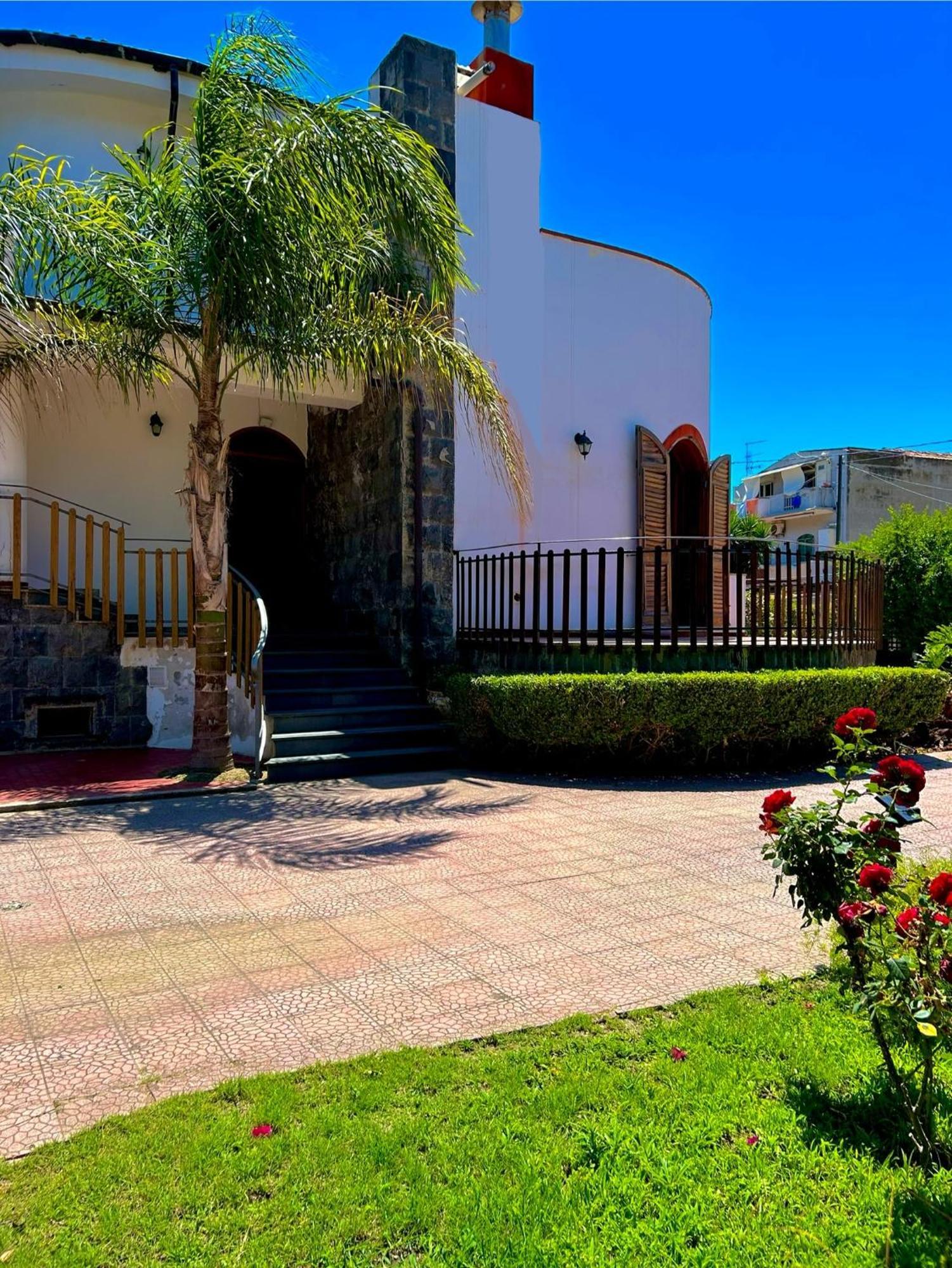 מילאצו B&B Villa Rodriguez מראה חיצוני תמונה