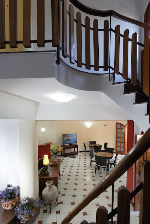 מילאצו B&B Villa Rodriguez מראה חיצוני תמונה